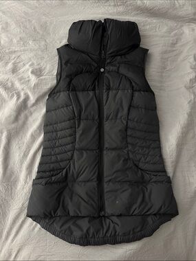 Lululemon Women's Black Puffer Vest with High Collar